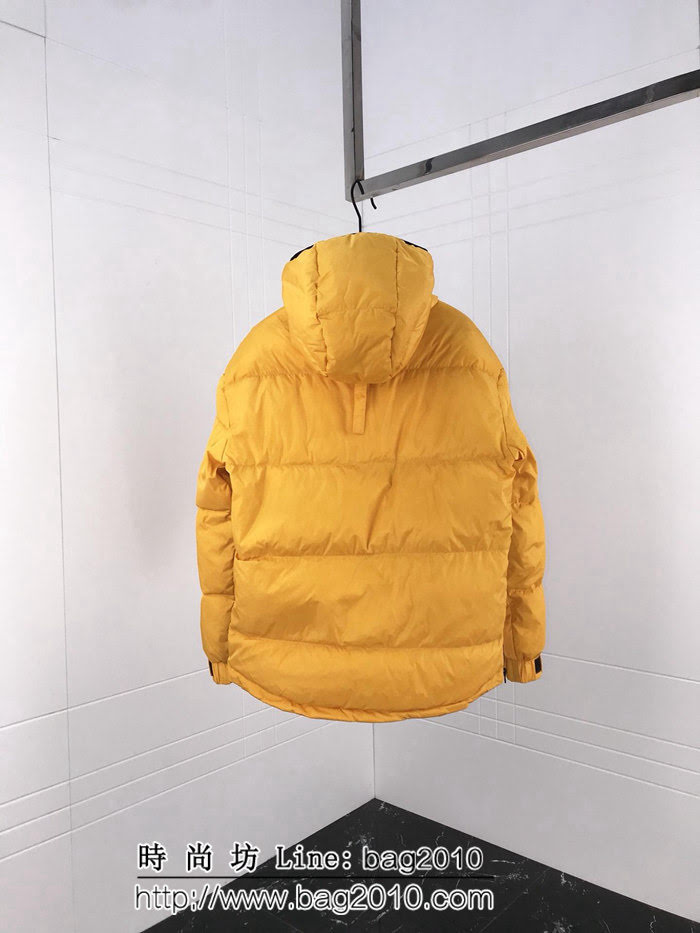 BURBERRY巴寶莉 18秋冬新款 官網同款 套頭款 黃色羽絨服 ydi1892